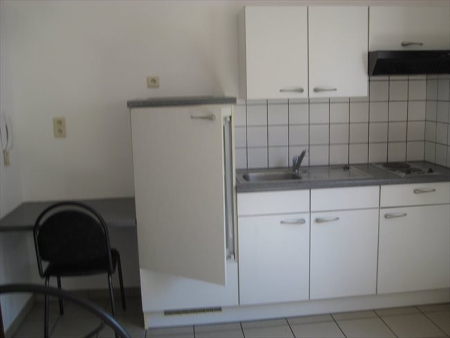 Koten te huur in Brussel-Bruxelles - super toffe studio met eigen keuken en badkamer, vlakbij Uz en VUB Jette | EasyKot - Image 2