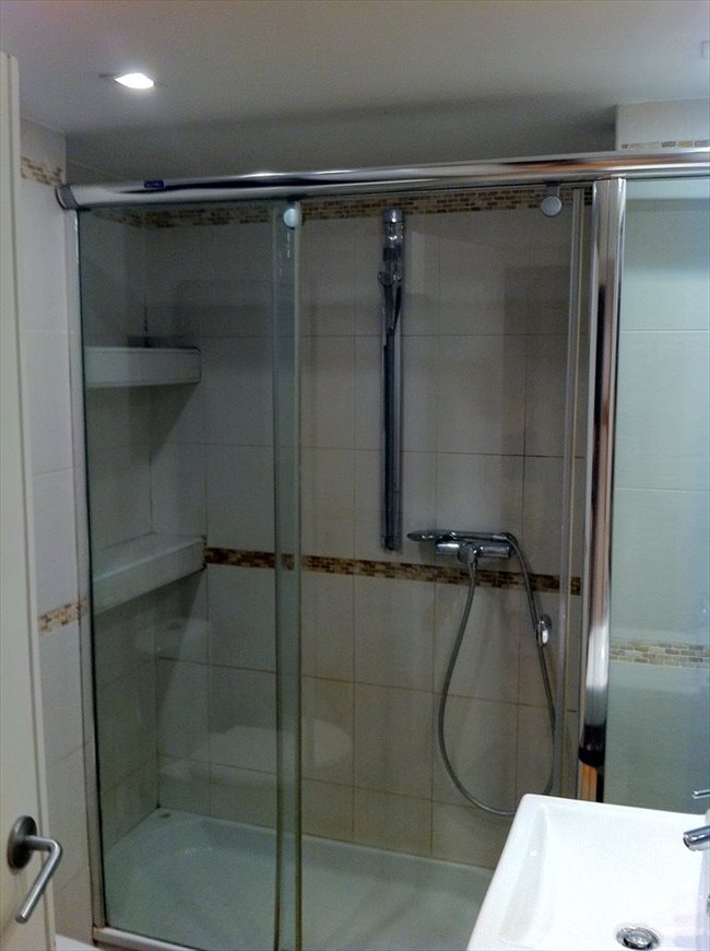 Piso Compartido en Valencia - alquiler Habitacion Estudiantes | EasyPiso - Image 5