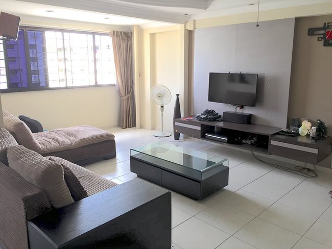 Room for rent in Woodlands Ring Road, Woodlands - 3+1 Blk661 Woodlands for rent! - Image 1