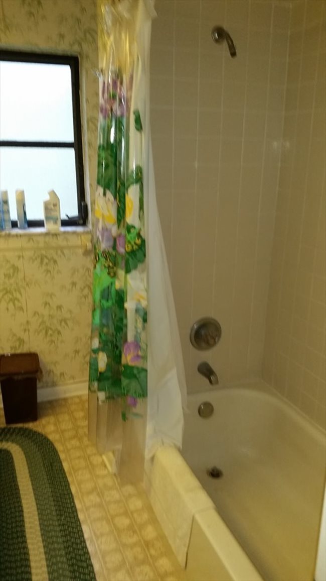 Room for rent in North Ocean Drive, West Palm Beach - SINGER ISLAND (FL) SECURE ROOM WITH BATH, NEXT TO BEACH - Image 3