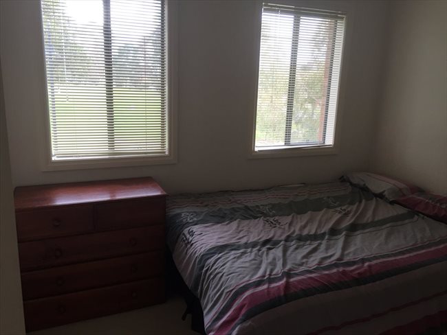 Room to rent in Figtree Walk, Lyndhurst - $200 includes gas water & electricity - Image 6