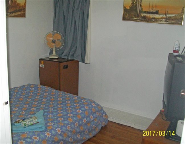 Room to rent in Donhead Street, Elizabeth - Comfortable Stable Budget Accomodation - Image 1