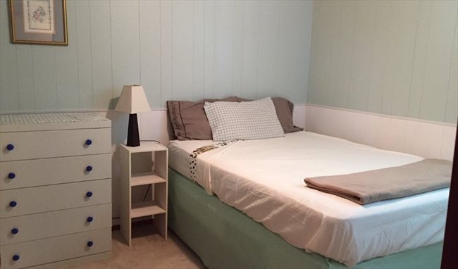Room for rent in 75 Street Northwest, Northeast Edmonton - Are you looking for a quiet room??? - Image 3