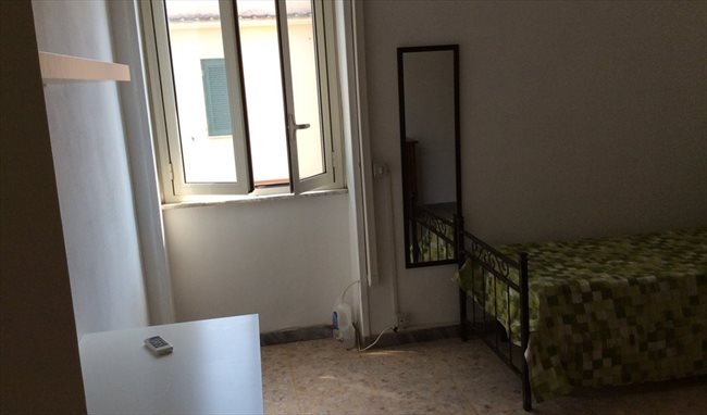 Stanze e Posti Letto in Affitto - Via Giuseppe Macchi, Roma - TOR VERGATA STANZE SINGOLE ARREDATE | EasyStanza - Image 3