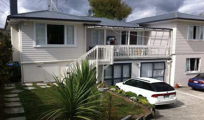 Room to rent in Swinburne Street, Auckland - NiceFurnished Rooms in Central / West Auckland - Image 1