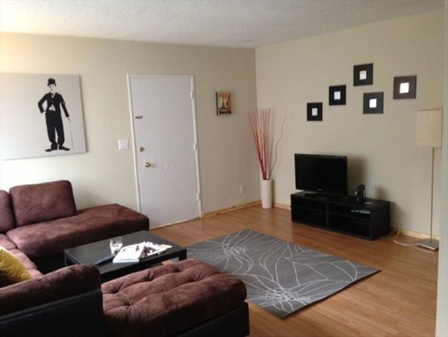 Room for rent in Bay Street, Ocean Park - SHARED ROOM FOR FEMALE - Image 1