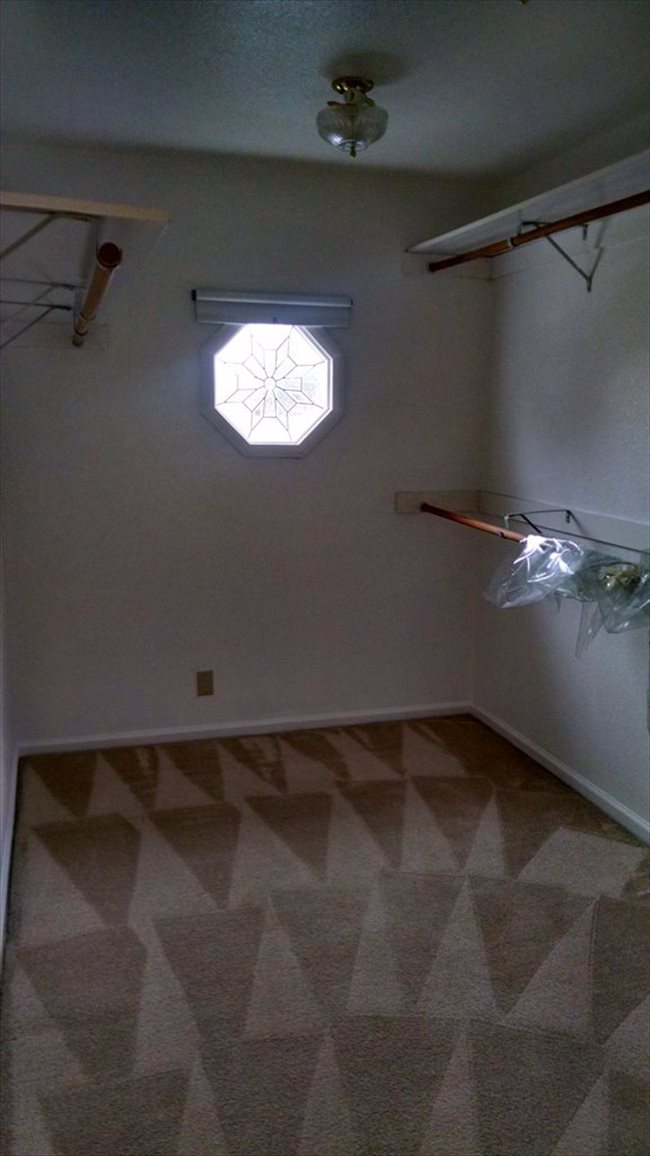 Room for rent in Cottle Avenue, Central San Jose - Large Room Available In Willow Glen (San Jose) - Image 5