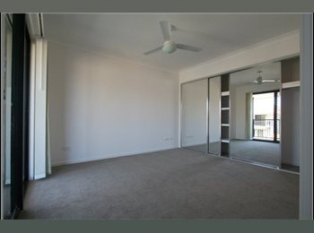 EasyRoommate AU - room for rent in darra, Jindalee - $180 pw