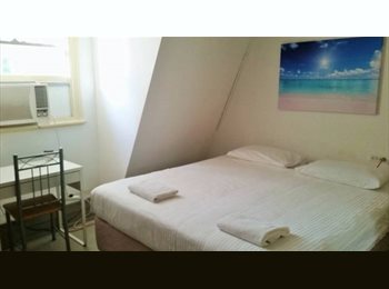 EasyRoommate AU - Located in the heart of Glebe is a spacious, Darlington - $250 pw