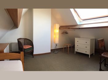Appartager BE - Chambre dans un duplex, Wezembeek-Oppem - 350 € pm
