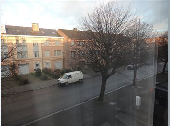 Appartager BE - Jolie chambre à louer proche campus ceria et erasme , Anderlecht - 375 € pm