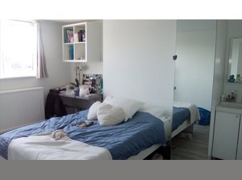 Appartager BE - KOT ETUDIANT/STAGIAIRE , Mons - 365 € pm