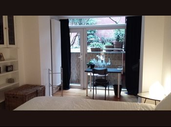 Appartager BE - Chambre indépendante dans un vaste appartement , Saint Gilles Sint Gillis - 600 € pm