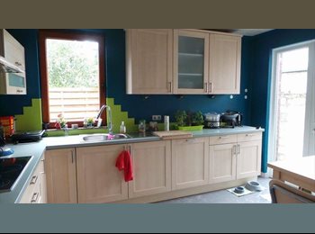 Appartager BE - Maison à partager , Courcelles - 450 € pm