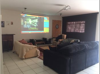 EasyQuarto BR - Suíte liberada, Brasília - R$ 1.164 Por mês