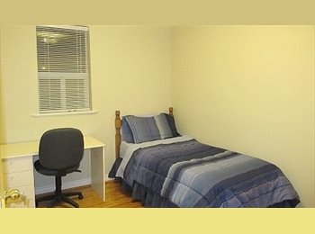 EasyRoommate CA - Room for Rent in share House, Toronto - $700 pcm