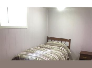 EasyRoommate CA - NW Shared room close to SAIT, UC & DT, Calgary - $650 pcm
