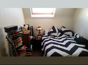EasyRoommate CA - Room for rent, Calgary - $450 pcm