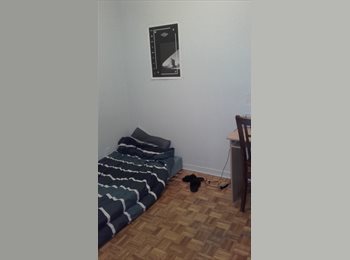 EasyRoommate CA - Room Available, Montréal - $440 pcm