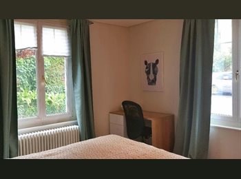 EasyWG CH - Magnifique appartement de 7 ½ pièces en ville, Lausanne - 900 CHF / Mois
