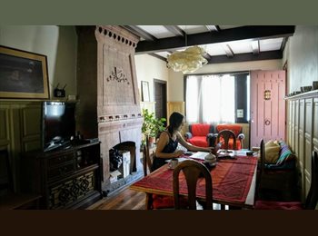 CompartoDepto CL - Hermosa Casona Patrimonial, Santiago - CH$ 200.000 por mes