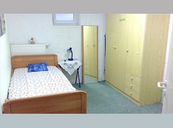 EasyWG DE - nähe Uni Riedberg und Goethe Uni, Frankfurt - 400 € pm
