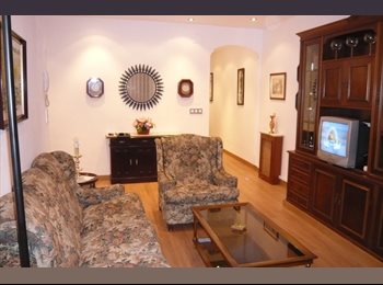 EasyPiso ES - HABITACION DISPONIBLE  EN EL CENTRO DE GIJÓN. (PERFECTA UBICACIÓN), Gijon - 300 € por mes