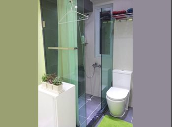 EasyRoommate HK - En suit double room , Room 301, Sheung Wan - HKD14,800 pcm