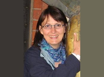 EasyRoommate IE - Marina - 49 - Dublin