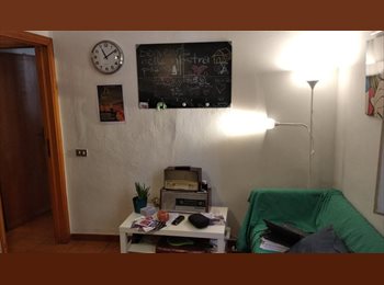 EasyStanza IT - (English Text Will Follow) 1 stanza centrale (v.San Martino) 1 room downtown, Pisa - € 300 al mese
