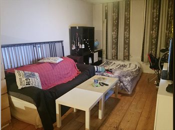 EasyKamer NL - Cozy studio with perfect location near pipe (Heineken Experience), Amsterdam - € 950 p.m.