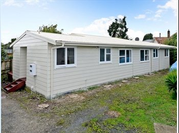  NZ - Come in and share our 1st home with us, Hamilton - $199 pw