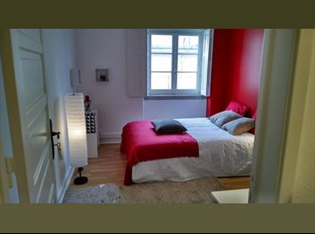 EasyQuarto PT - Double bed in 5 rooms shared flat at Rua Rodrigues de Freitas, Lisboa - 430 € Por mês