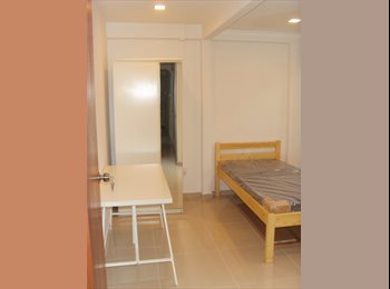 EasyRoommate SG - Room for rent Jurong West 3minute Pioneer MRT, Boon Lay - $650 pm
