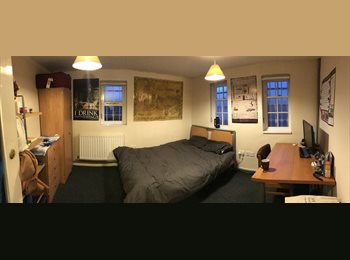 EasyRoommate UK - 1 Bedroom £92pw students only INCLUDES ALL BILLS in House 74 St James’s Street Nottingham, Nottingham - £368 pcm